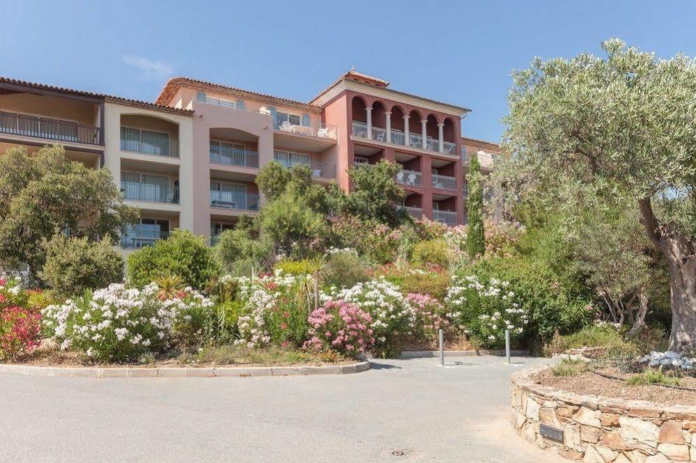 P&V Residence Le Hameau Des Issambrr 圣马克西姆 外观 照片