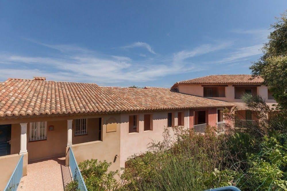 P&V Residence Le Hameau Des Issambrr 圣马克西姆 外观 照片
