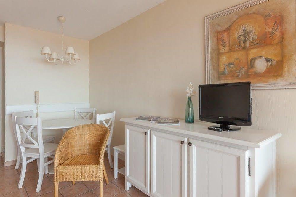 P&V Residence Le Hameau Des Issambrr 圣马克西姆 外观 照片